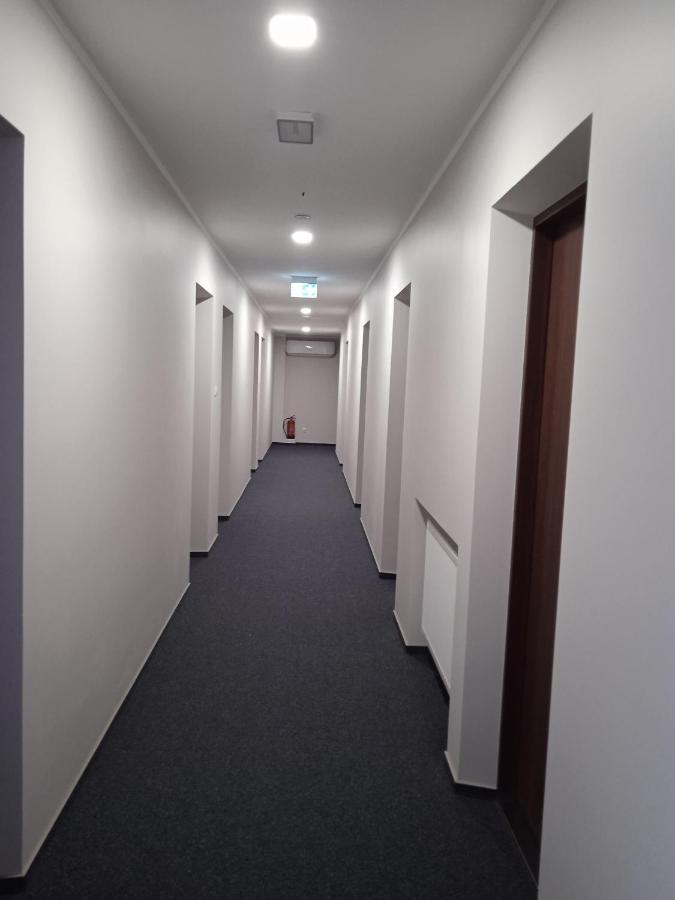 拉辛Astral公寓式酒店 外观 照片